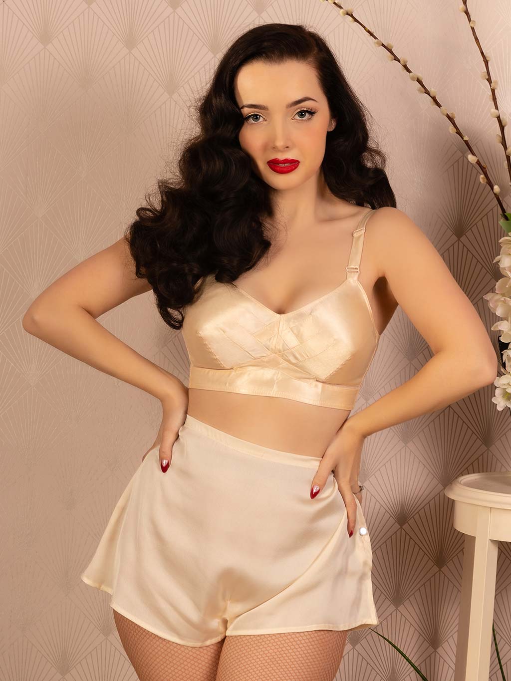 Black 1940s Soft Cup Bra - Timeless Elegance and Vintage Style - What Katie  Did