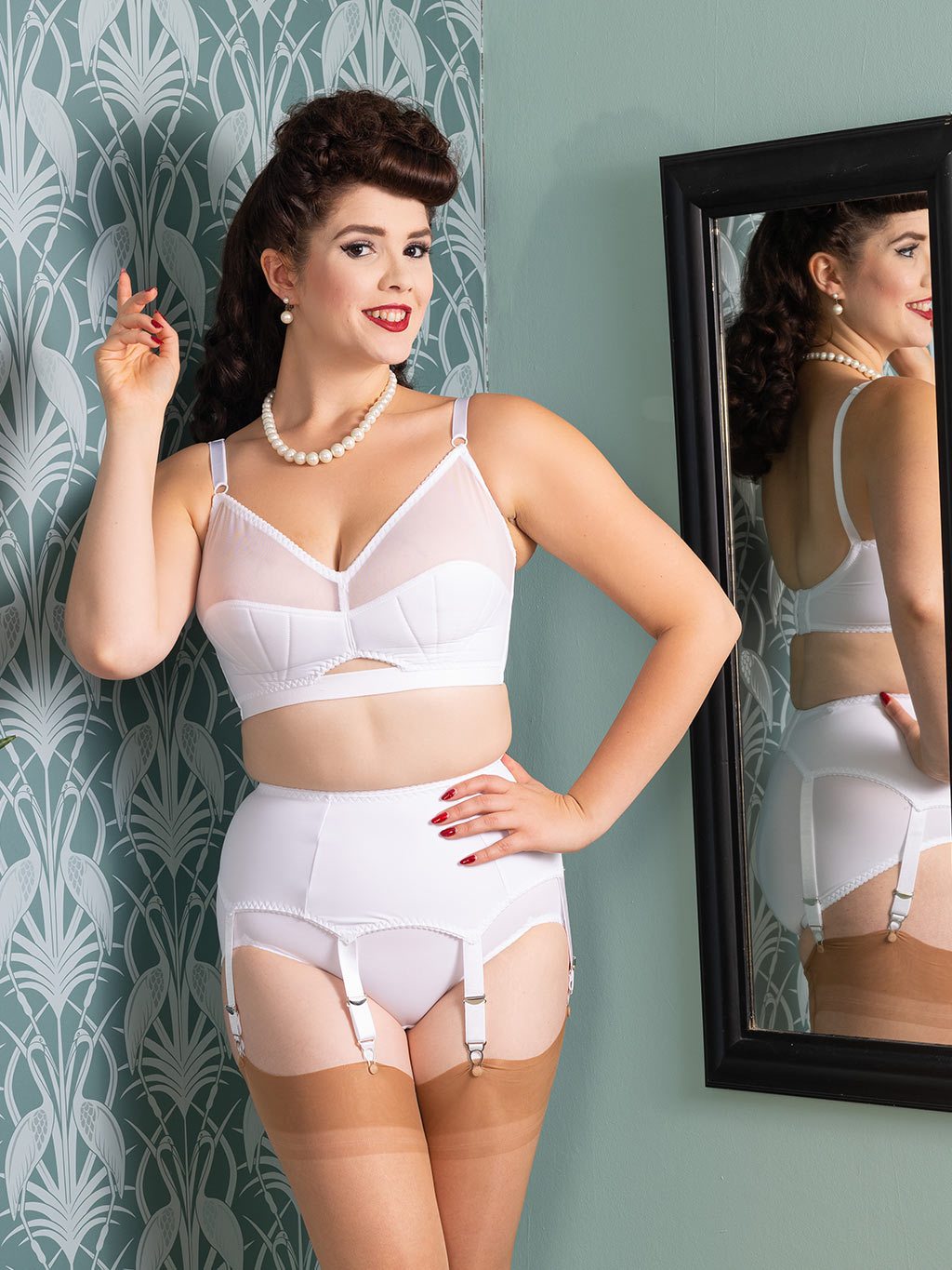 Plus size white outlet garter belt