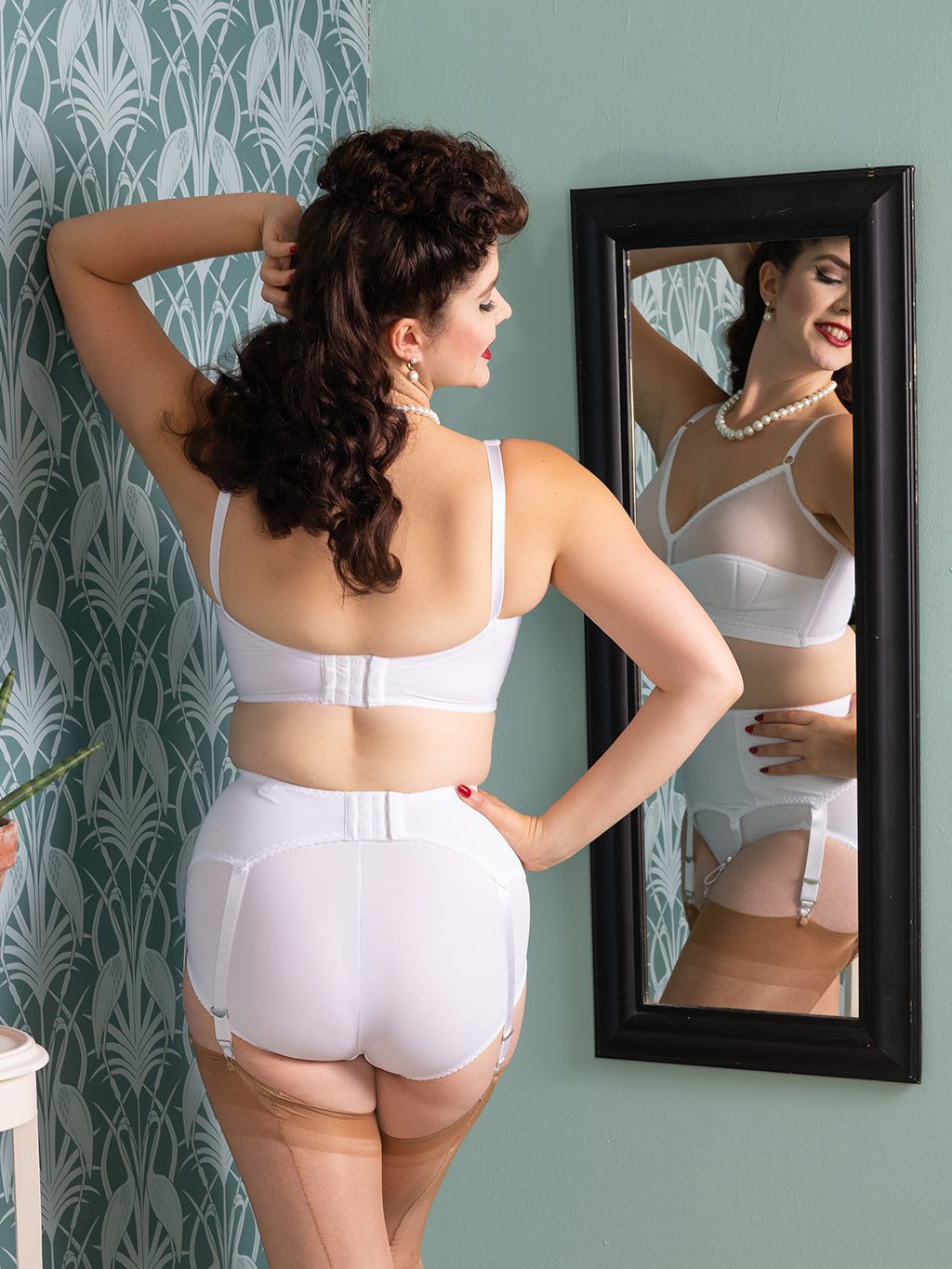 White suspender stockings hotsell